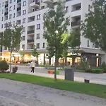 Coresi, Camil Petrescu 5, 2 Apartment, Sleeps 5 Apartment
