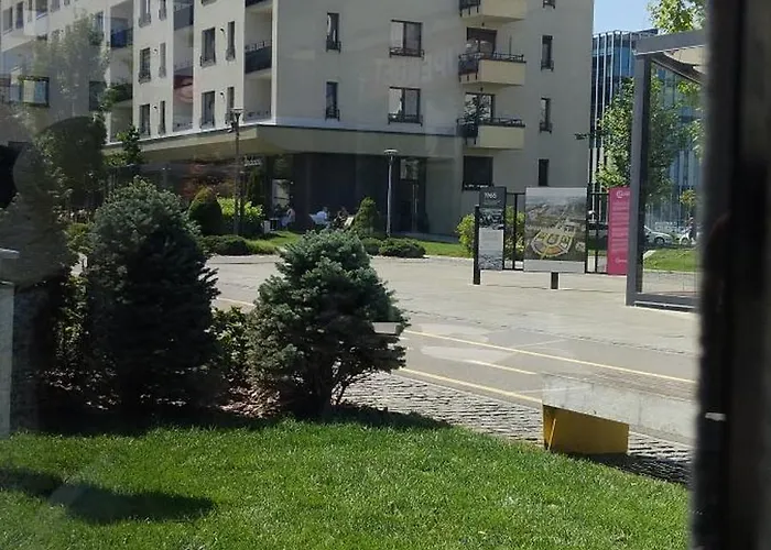 Coresi, Camil Petrescu 5, 2 Apartment, Sleeps 5